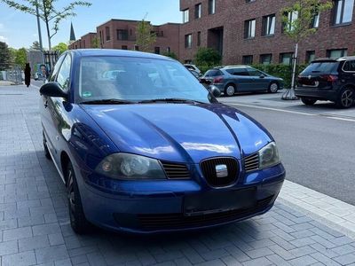 gebraucht Seat Ibiza III 6L 1.4 16V 75PS, TÜV bis 09/25 blau metallic