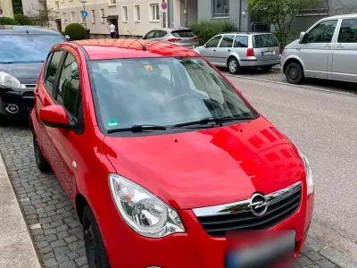 Gebraucht Opel Agila 68 PS (50 kW) 2009 Rot Kleinwagen