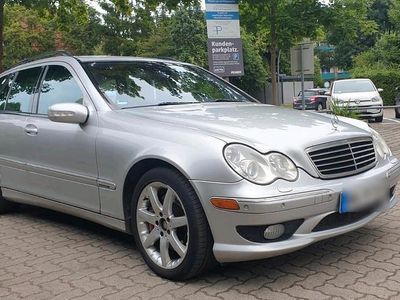 Mercedes C270