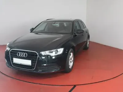 Gebraucht Audi A6 179 PS (131 kW) 2012 Phantomschwarz perleffekt (metallic) Kombi