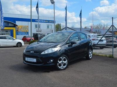 Second-hand Ford Fiesta Titanium 82 CP (60 kW) 2011 Negru Hatchback