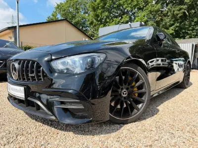 Gebraucht Mercedes E300 AMG 258 PS (189 kW) 2021 Schwarz Coupé