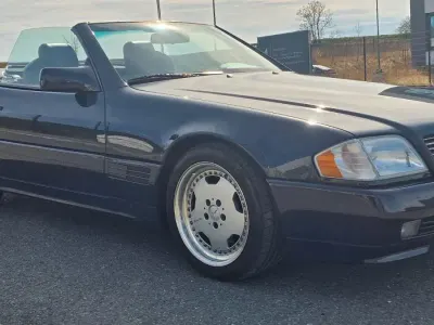 Usata Mercedes SL300 231 CV (169 kW) 1992 Blu Cabrio