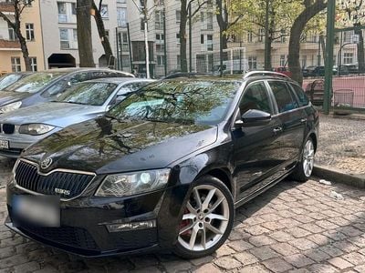 Usata Skoda Octavia vRS 184 CV (135 kW) 2014 Nero Utilitaria