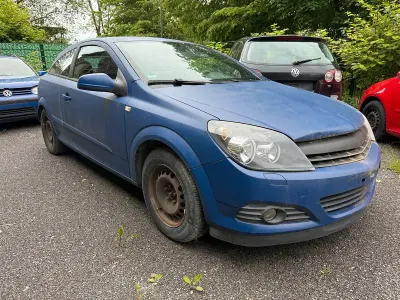 Gebraucht Opel Astra GTC 125 PS (91 kW) 2005 Blau Limousine