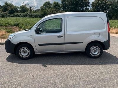 Silber Gebraucht 2015 Renault Kangoo Van / Kleinbus | 10.990 € (Etwas zu teuer)