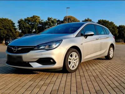 Gebraucht Opel Astra 122 PS (89 kW) 2020 Silber Kombi