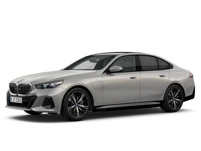 Gebraucht BMW 550e Comfort Edition 313 PS (230 kW) 2025 Limousine