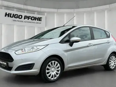 Gebraucht Ford Fiesta Trend 101 PS (74 kW) 2016 Silber Kleinwagen