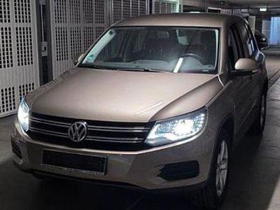 Gebraucht VW Tiguan Style 179 PS (131 kW) 2013 Braun SUV