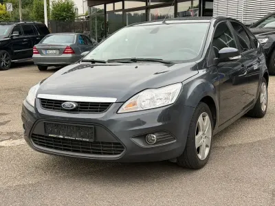 Gebraucht Ford Focus 101 PS (74 kW) 2008 Grau Limousine