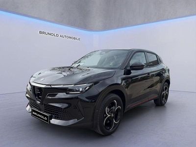 Neu Alfa Romeo GT Junior Ti 145 PS (106 kW) 2026 Schwarz SUV