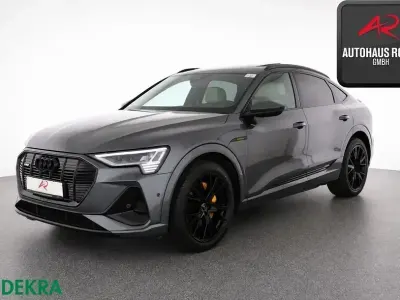 Gebraucht Audi e-tron S-Line 300 kW (408 PS) 2022 Grau SUV
