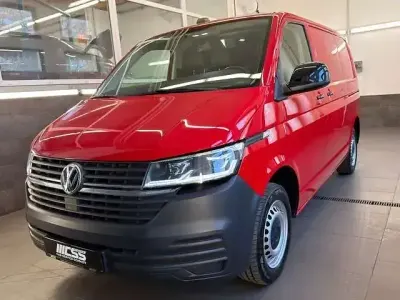 Usata VW Transporter 150 CV (110 kW) 2020 Rosso Furgone