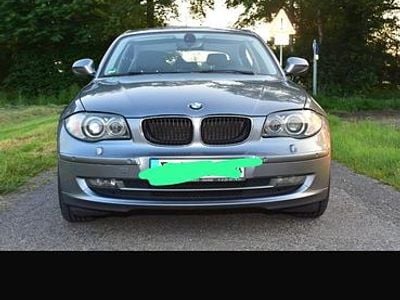 Gebraucht BMW 118 143 PS (105 kW) 2011 Blau Kleinwagen