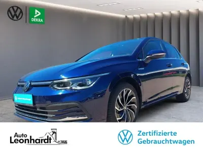 Gebraucht VW Golf VIII Style 150 PS (110 kW) 2023 Blau Limousine