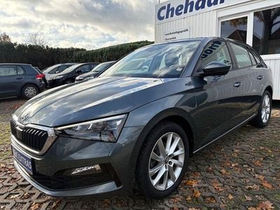 Gebraucht Skoda Scala Style 150 PS (110 kW) 2019 Grau Kleinwagen