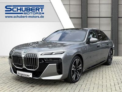 Second-hand BMW 740 M Sport 286 CP (210 kW) 2025 Gri Berlinǎ