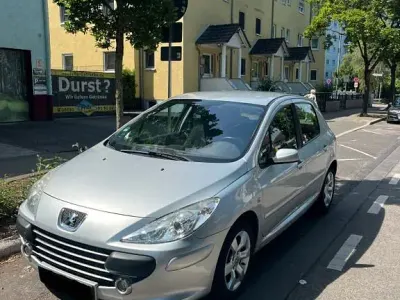 Gebraucht Peugeot 307 Premium 109 PS (80 kW) 2006 Silber Limousine