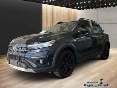 Gebraucht Dacia Sandero Comfort 115 PS (84 kW) 2021 Kometen grau metallik (metallic) SUV