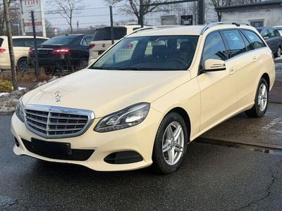 Beige Gebraucht 2015 Mercedes E200 Kombi | 4.200 € (Etwas zu teuer)