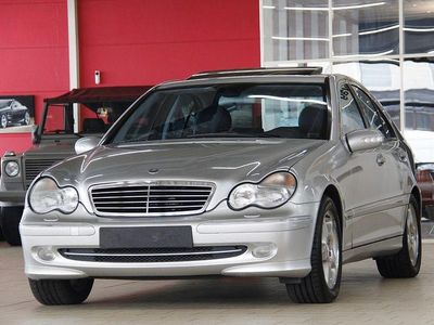 Second-hand Mercedes C320 Avantgarde 218 CP (160 kW) 2000 Argintiu Berlinǎ
