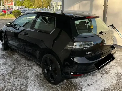 Gebraucht VW Golf VII Comfortline 86 PS (63 kW) 2013 Schwarz Limousine