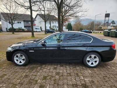 Second-hand BMW 523 204 CP (150 kW) 2010 Negru Berlinǎ