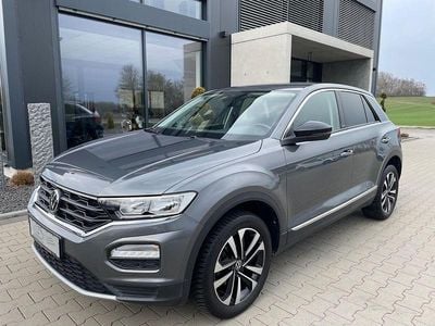 Second-hand VW T-Roc United 110 CP (80 kW) 2021 Gri SUV