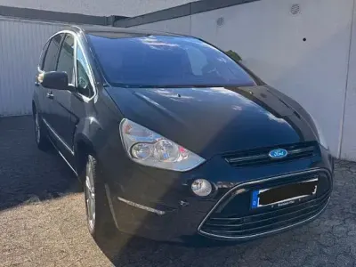 Gebraucht Ford S-MAX Titanium 163 PS (119 kW) 2014 Schwarz Van / Kleinbus