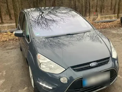 Gebraucht Ford S-MAX S 163 PS (119 kW) 2014 Andere farben Van / Kleinbus