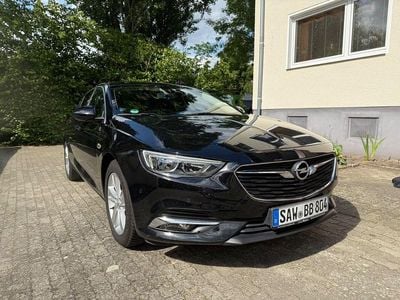 Gebraucht Opel Insignia Edition 140 PS (102 kW) 2017 Schwarz Limousine