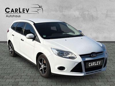 Gebraucht Ford Focus Ambiente 101 PS (74 kW) 2013 Weiß Kombi
