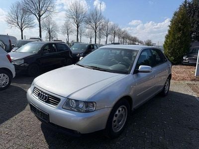 Second-hand Audi A3 Attraction 102 CP (75 kW) 2002 Argintiu Hatchback