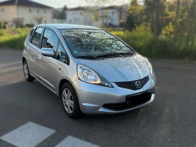Second-hand Honda Jazz 83 CP (61 kW) 2009 Gri Hatchback
