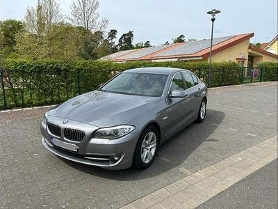 Grau Gebraucht 2011 BMW 523 Limousine | 16.000 € (Teuer)