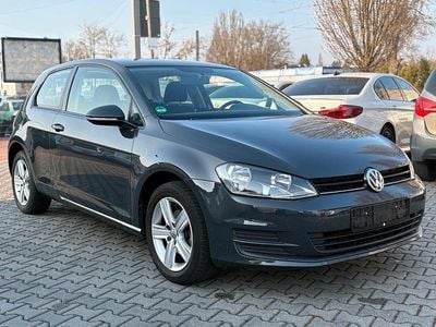 Gebraucht VW Golf VII 85 PS (62 kW) 2016 Grau Limousine
