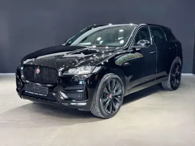 Gebraucht Jaguar F-Pace R-Sport 300 PS (220 kW) 2019 Narvik black SUV