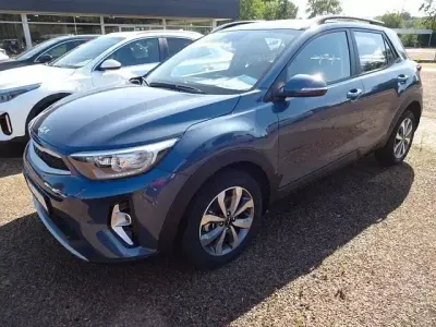 Neu Kia Stonic 101 PS (74 kW) 2025 Blau SUV