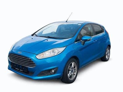 Gebraucht Ford Fiesta Titanium 95 PS (69 kW) 2013 Blau Kleinwagen