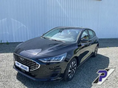 Neu Ford Focus Titanium 155 PS (114 kW) 2025 Schwarz(metallic) Limousine