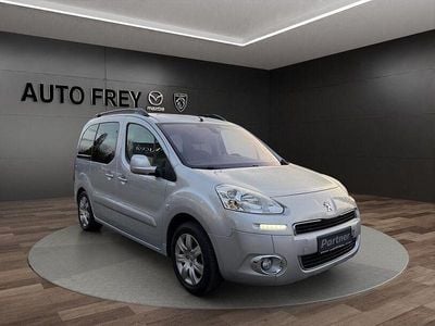 Gebraucht Peugeot Partner Tepee Outdoor 120 PS (88 kW) 2013 Silber Van / Kleinbus