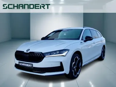 Neu Skoda Superb SportLine 204 PS (150 kW) 2026 Graphitegrau metallic Kombi