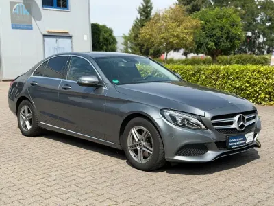 Gebraucht Mercedes C200 Avantgarde 184 PS (135 kW) 2018 Grau Limousine