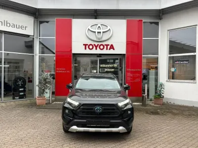 Gebraucht Toyota RAV4 Hybrid 223 PS (164 kW) 2022 Schwarz SUV