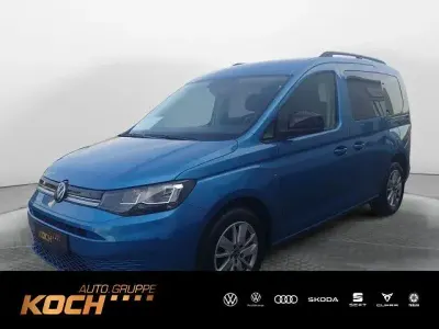 Gebraucht VW Caddy Life 123 PS (90 kW) 2021 Costa azul metallic Van / Kleinbus