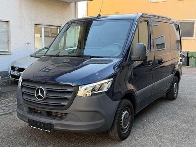 Używany Mercedes Sprinter 143 KM (105 kW) 2020 Niebieski Van