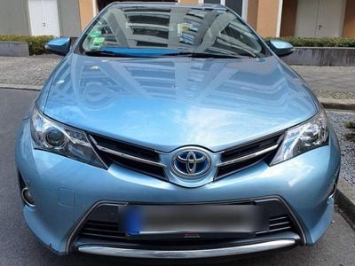 Toyota Auris Hybrid