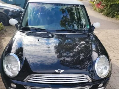 Käytetty Mini Cooper 116 HP (85 kW) 2004 Musta Viistoperä