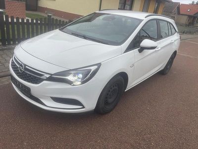 Gebraucht Opel Astra 110 PS (80 kW) 2017 Weiß Kombi